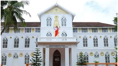 എറണാകുളം അങ്കമാലി സഭ ഭൂമി ഇടപാട്; ഭൂമി വിൽക്കാനാകില്ല, വത്തിക്കാൻ നിർദ്ദേശത്തിനെതിരെ അപ്പീൽ നൽകാൻ തീരുമാനം