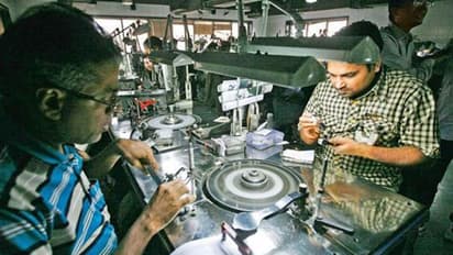 అంపశయ్యపై డైమండ్ ఇండస్ట్రీ.. ఇదీ మాంద్యం ఎఫెక్ట్