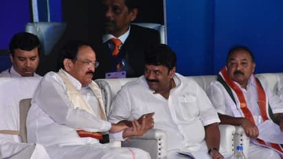 హెచ్‌ఐసీసీలో ఆక్వా సదస్సు ప్రారంభించిన వెంకయ్య