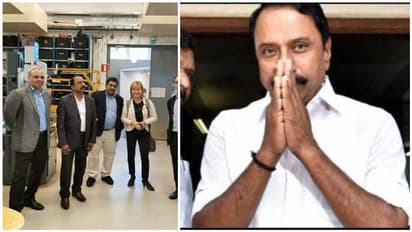 அதிரடி காட்டும் செங்கோட்டையன்..! பின்லாந்தில் கோட் சூட்டோடு பின்னி பெடலெடுக்கும் பலே பலே போட்டோஸ்..!