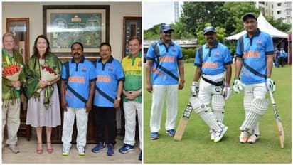 "செம்ம ஸ்டைலாக" அமைச்சர் செங்கோட்டையன்..! காலில் ஷூ.. கைகளில் கிளவ்ஸ்... கையில கிரிக்கெட் பேட் ..!