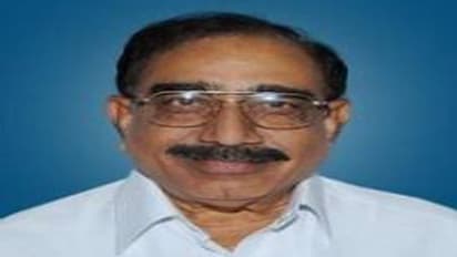 ఈటల వ్యాఖ్యల్లో తప్పులేదు: ఎంపీ లక్ష్మీకాంతరావు బాసట