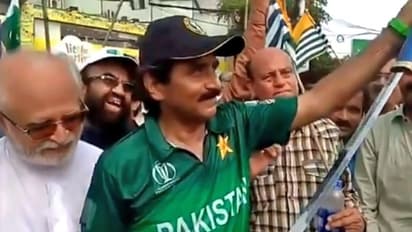 പൗരത്വ പ്രക്ഷോഭം: ഇന്ത്യയെ നാണം കെടുത്തണം; ക്രിക്കറ്റില് നിന്ന് ഒറ്റപ്പെടുത്തണമെന്ന് മിയാന്ദാദ്