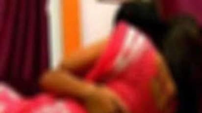 வெளிநாடுகளுக்கு தப்பியோடிய மனைவிகளை மாற்றும் குழு... போலீஸ் வலையில் சிக்கும் விஐபிகள்..!