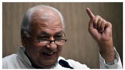 കോൺഗ്രസ്, ജനതാദള് വഴി ബിജെപിയില്; ആരിഫ് മുഹമ്മദ് ഖാന്റെ രാഷ്ട്രീയ ജീവിതം ഇങ്ങനെ