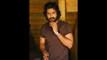 புது நடிகைகளுக்கு அட்ஜெஸ்ட்  செய்யச் சொல்லி மெசெஜ்... விஷ்ணு   விஷால் பெயரில் பரவும் செய்தியின் உண்மை என்ன?