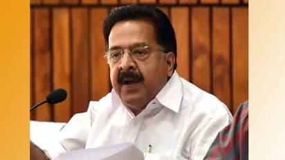 രമേശ് ചെന്നിത്തലയെ ഫേസ്ബുക്കിലൂടെ അപമാനിച്ചു; ഡിവൈഎഫ്ഐ പ്രവർത്തകനെതിരെ പൊലീസ് കേസ്