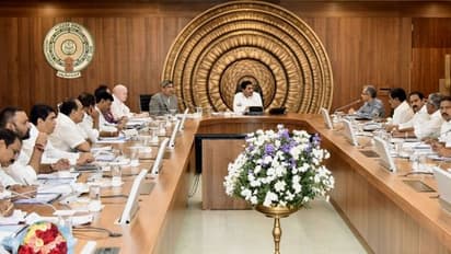 ఏపీ కేబినెట్ కీలక నిర్ణయాలు: నేతన్నలకు గుడ్‌న్యూస్.. ఏడాదికి రూ.24 వేల సాయం