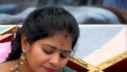 பிக்பாஸ் பிராப்ளம் ! விஜய் டிவி, கமல்ஹாசனை வம்புக்கிழுத்த மதுமிதா ! போலீசில் புகார் !!