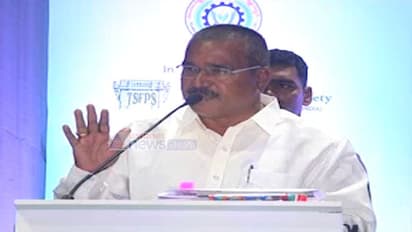 ధాన్యంపై తేల్చరు, ప్రేమలేఖలు రాసేందుకు ఢిల్లీ వచ్చినట్లు ఫీలవుతున్నారు: కేంద్ర మంత్రులపై నిరంజన్రెడ్డి ఆగ్రహం