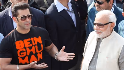 Salman Khan goes PM Modi way: Promotes Swachh Bharat, plastic ban