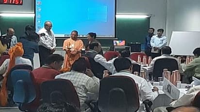 आईआईएम में मैनेजमेंट के गुर सिख रही है योगी टीम, आज मिलेगा होमवर्क और अगले रविवार होगा टेस्ट