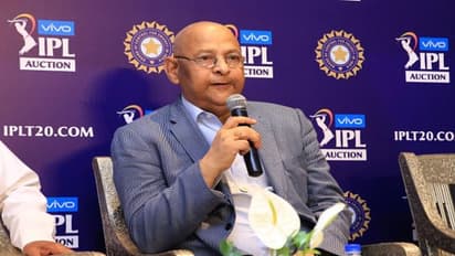 সিওএ নোটিস ধরালো বোর্ড সচিবকে, সাত দিনের মধ্যে দিতে হবে উত্তর