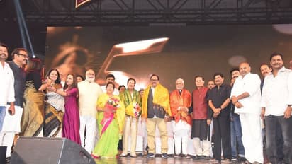 తెలుగు సినీ రథసారధుల రజతోత్సవం (ఫొటోస్)