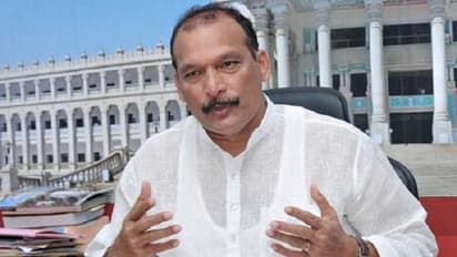 'ಮಂಗಳೂರಿನ ಫ್ಲೈಓವರ್ ನೋಡಿದ್ರೆ ನಳಿನ್ ಕೆಲಸ ಗೊತ್ತಾಗುತ್ತೆ'..!