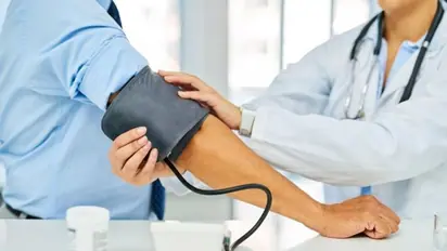 രക്തസമ്മർദ്ദം നിയന്ത്രിക്കാൻ ശ്രദ്ധിക്കേണ്ട കാര്യങ്ങൾ