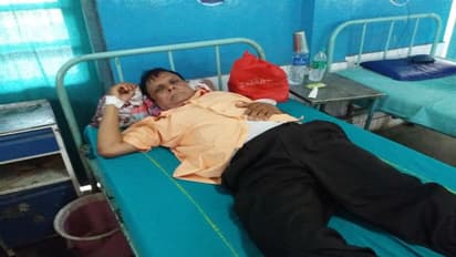 দিদিকে বলো-র প্রচারে মদের আসরের প্রতিবাদ, প্রহৃত তৃণমূল কাউন্সিলর ও বাবা