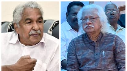 തിരുവോണ ദിനത്തിൽ മലയാളത്തിനായി അണിനിരന്ന് അടൂരും ഉമ്മൻചാണ്ടിയും: സമരവേദിയിൽ ഐക്യദാർഢ്യം