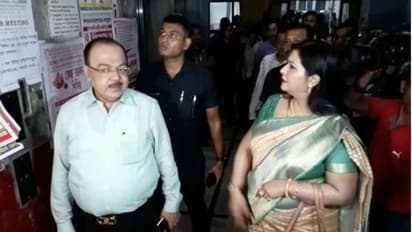 'উনি বলছেন সোনার বাংলা গড়েছেন, গরু পাচার-কয়লা পাচারের বাংলা চাইনি', মমতাকে নিশানা করে তোপ শোভনের