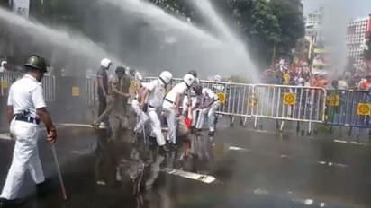 বিদ্যুতের মাশুল বৃদ্ধির প্রতিবাদে বিজেপির মিছিল, ধুন্ধুমার ধর্মতলা