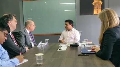 కెటిఆర్ను కలిసిన అమెరికా కాన్సుల్ జనరల్ జోయల్ రీఫ్