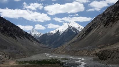 জবর দখল করা ভূখণ্ডে পাক নির্বাচন, ইসলামাবাদের 'প্রসাধনী পদক্ষেপ' ফাঁস করে দিল ভারত
