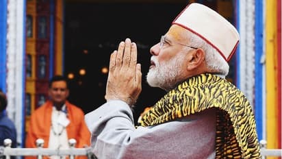 अपने आध्यात्मिक ज्ञान के प्रकाश में विश्व गुरु होने के मार्ग पर बढ़ रहा है भारत