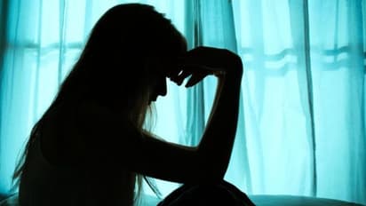 ஒரே ஒரு "டேட்டிங்" ..."வாழ்க்கையை' காலி  செய்யும் பெண்கள்..! ஹீரோ போன்று வந்து நின்றால் வருகிறதா மயக்கம்..?