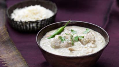 পুজোর দিনে স্বাদ বদল করুন চিকেনের এই পদ দিয়ে