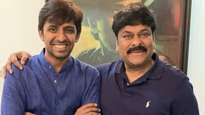 చిరంజీవిని పొగడకుండా ఉండడం కష్టమా..? ఐఏఎస్ అధికారి షాకింగ్ కామెంట్స్!