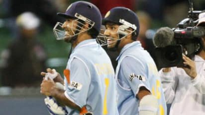 திறமையுடனும் திமிருடனும் கெத்தா வலம்வந்த அணியை சைக்கலாஜிக்கலா அட்டாக் பண்ண தல.. முரட்டு சம்பவத்தின் சுவாரஸ்ய ஃப்ளாஷ்பேக்