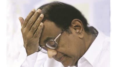 चिदंबरम को लगा एक और झटका, अदालत ने खारिज की आत्मसमर्पण की अर्जी