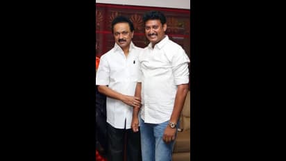 உங்க பாதுகாப்பு ரொம்ப முக்கியம் ..! பத்திரிகையாளர்களுக்கு அட்வைஸ் செய்த அன்பில் மகேஷ்..!