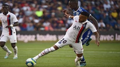 নেইমারের গোলেই জয় পিএসজির, প্রিমিয়ার লিগে জয় চেলসি, ম্যানইউ ও টটেনহ্যামের