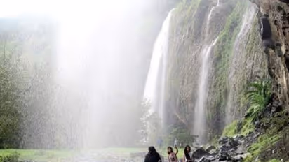 ಮಳೆ, ಮಂಜು, ಹಸಿರು ಮತ್ತು ಜಲಲ ಜಲಧಾರೆ!