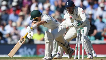 மின்னல்வேக ஸ்டம்பிங்கின் மூலம் தோனியை கண்முன் கொண்டுவந்த பேர்ஸ்டோ.. வீடியோ