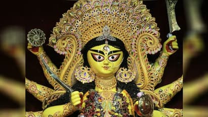 এক যাত্রায় পৃথক ফল, নব দুর্গা আসছে আবার খিদিরপুর যুবগোষ্ঠীতে