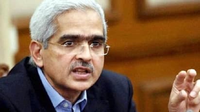 இந்திய பொருளாதாரம் வீழ்ச்சியடைந்துள்ளது !! ஒப்புக்கொண்ட ரிசர்வ் வங்க ஆளுநர் !!