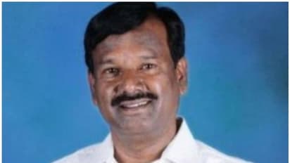 ദലിത് എം പിയെ ഗ്രാമത്തില് കയറ്റിയില്ല; താഴ്ന്ന ജാതിയില്പ്പെട്ടത് കൊണ്ടെന്ന് നാട്ടുകാര്