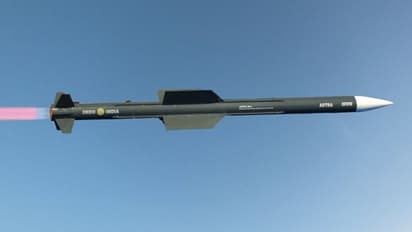 ഇന്ത്യക്ക് അഭിമാനമായി വീണ്ടും ഡിആർഡിഒ: അസ്ത്ര മിസൈൽ പരീക്ഷണ വിക്ഷേപണം വൻ വിജയം