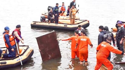 కచ్చులూరులో భారీ వర్షం: 54 మంది ఎన్డీఆర్ఎఫ్ సిబ్బందికి తప్పిన ప్రమాదం