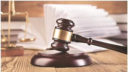 'അവന് ഇംഗ്ലീഷ് അറിയില്ല'; മയക്കുമരുന്ന് കേസില്പ്പെട്ടയാളെ കുറ്റവിമുക്തനാക്കി ബോംബെഹൈക്കോടതി