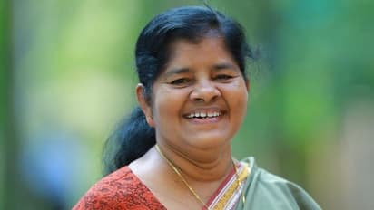 പെരുമാറ്റച്ചട്ട ലംഘനം; മേഴ്സിക്കുട്ടിയമ്മയ്ക്ക് മുഖ്യ തെരഞ്ഞെടുപ്പ് ഓഫീസറുടെ താക്കീത്