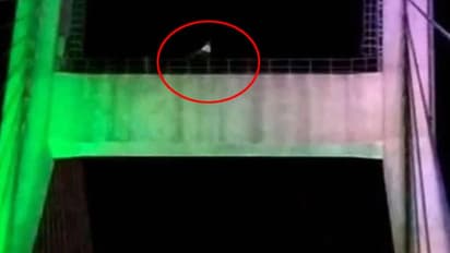 विक्रम लैंडर से संपर्क होने तक लड़के ने पकड़ी जिद, करता रहेगा चंद्रदेव की तपस्या