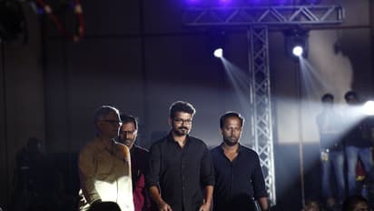 விஜயை அசிங்கப்படுத்தி பிகில் தெறிக்க விடும் ரசிகர்கள்..!