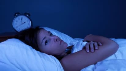 ಹೊಟ್ಟೆಗಲ್ಲ, ತಲೆಗೆ ಸರಿಯಾಗಿ ಎಣ್ಣೆ ಹಾಕಿ, ನಿದ್ರೆ ಬರೋಲ್ಲ ಯಾಕೆ ನೋಡೋಣ!