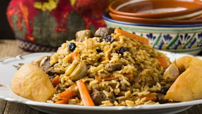 এবার পুজোয় রেঁধে ফেলুন মটনের এক অন্যরকম রেসিপি, রইল মটন কিমার দম পোলাও-এর রেসিপি