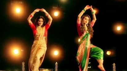 அந்த கோலத்தில் பெண் எம்பிக்கள் போட்ட நடனம்...!! இப்போது ட்ரெண்டிங்...!!