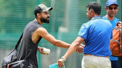 ആശാനെ തോല്പിക്കാന് ശിഷ്യന്; തകര്പ്പന് റെക്കോര്ഡില് ദ്രാവിഡിനെ മറികടക്കാനൊരുങ്ങി കോലി