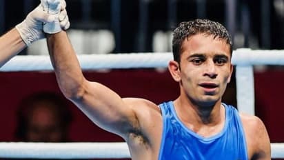 చరిత్ర సృష్టించిన బాక్సర్ అమిత్: తొలిసారి రజత పతకం